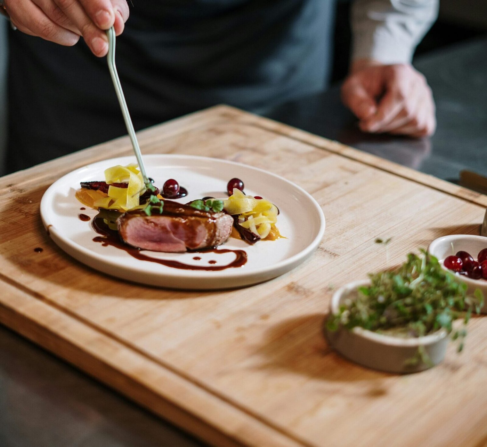 Our London event catering and private chef services are tailored to every client and occasion, ranging from intimate dinner parties to corporate events and weddings.